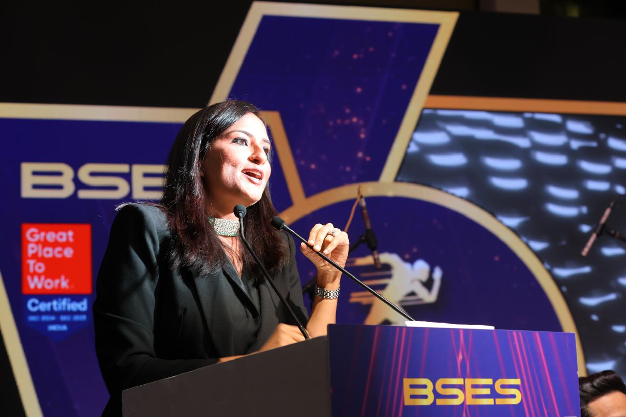 Best Female Emcee in Delhi/Gurgaon India Corporate Event - BSES Annual Awards Corporate Event Emcee